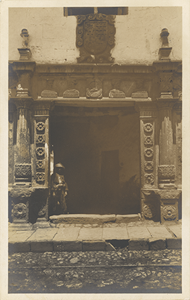 Casa de los 'Cuatro bustos' o de Juan de Salas y Valdez