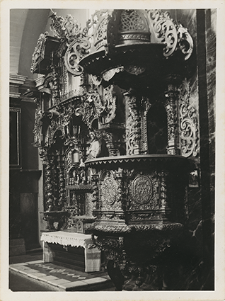 Retablo y púlpito de la iglesia de Jesús, María y José