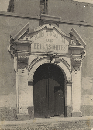 Antigua entrada de la Escuela Nacional de Bellas Artes