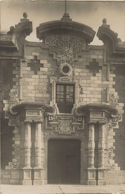 Portada de la Escuela de Bellas