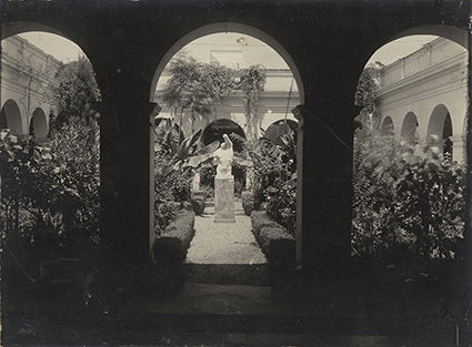Patio de la Escuela Nacional de Bellas Artes
