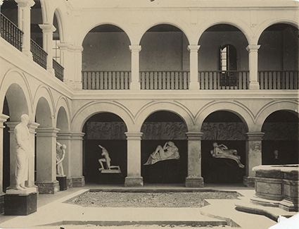 Museo de calcos escultóricos de la Escuela Nacional de Bellas Artes