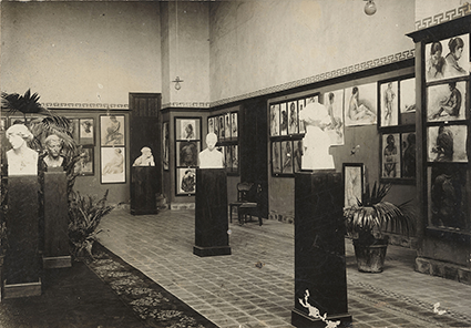 Gran salón de dibujo y escultura. Primera exposición oficial de la Escuela Nacional de Bellas Artes