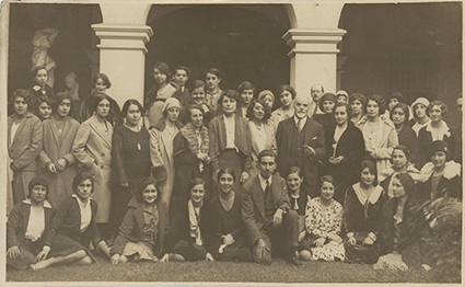 Cumpleaños de Daniel Hernández en la Escuela Nacional de Bellas Artes