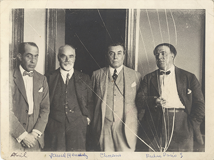 Xavier Abril de Vivero, Daniel Hernández, José Santos Chocano y Rubén Darío