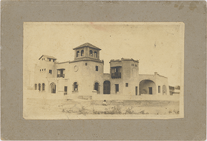 Casa Morales