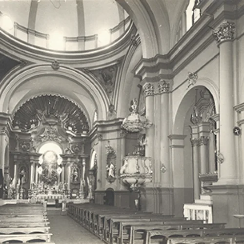 Interior de la iglesia de Las Nazarenas