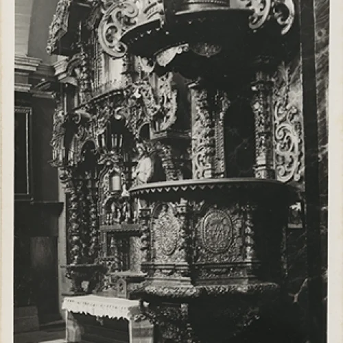 Retablo y púlpito de la iglesia de Jesús, María y José